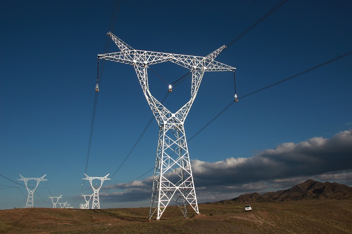 20220119170630_43618.jpg 电力铁塔3.jpg