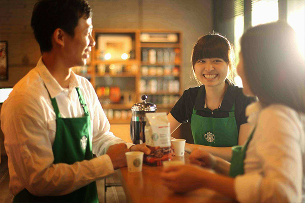 星巴克品牌故事：从无名小店到世界连锁